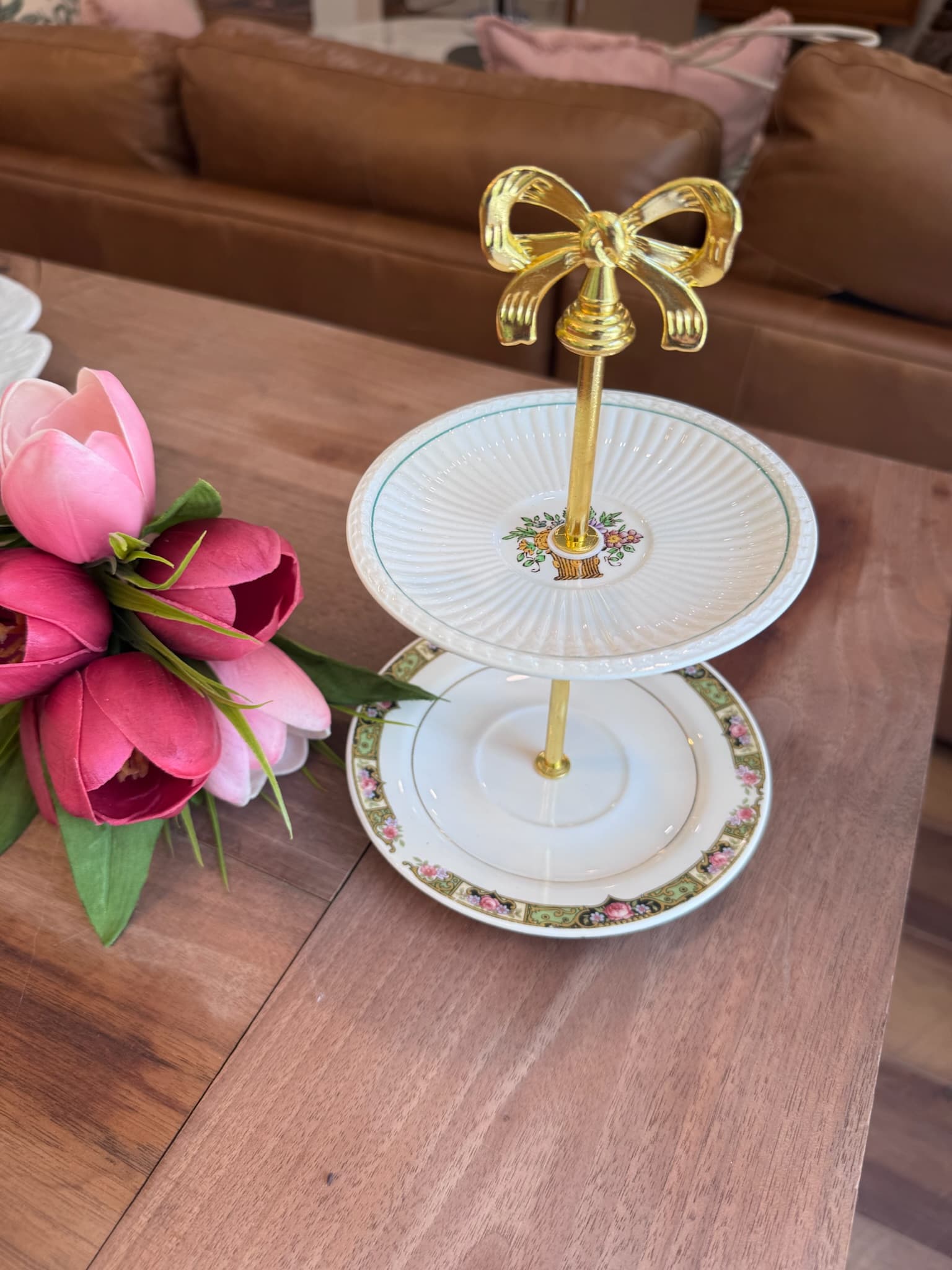 Vintage Floral Petite Tiered Stand with Bow Finial